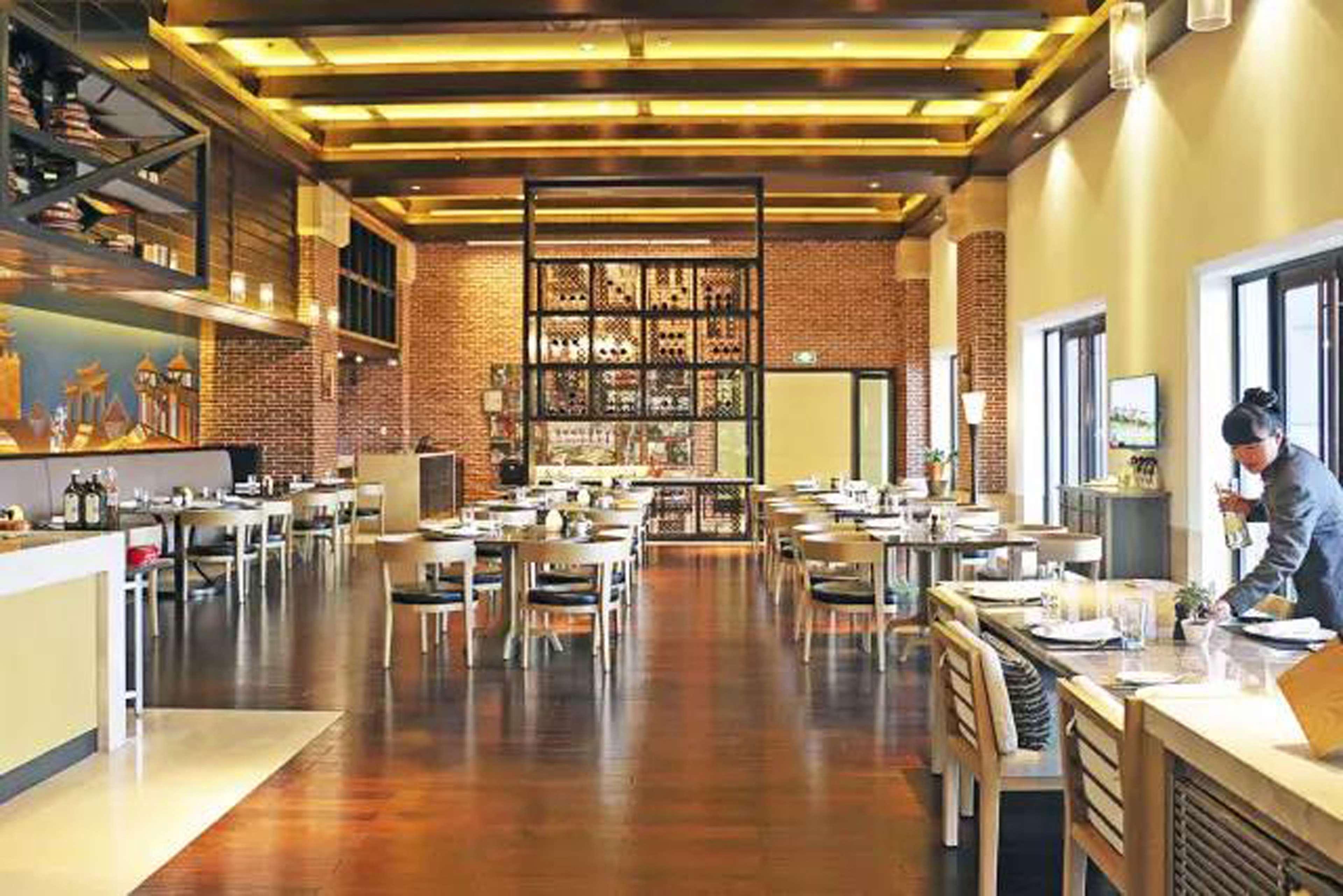 Hilton Dali Resort & Spa Bagian luar foto